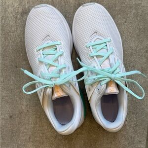 Nike Women's Air Max Bella TR 4 Training Sneakers